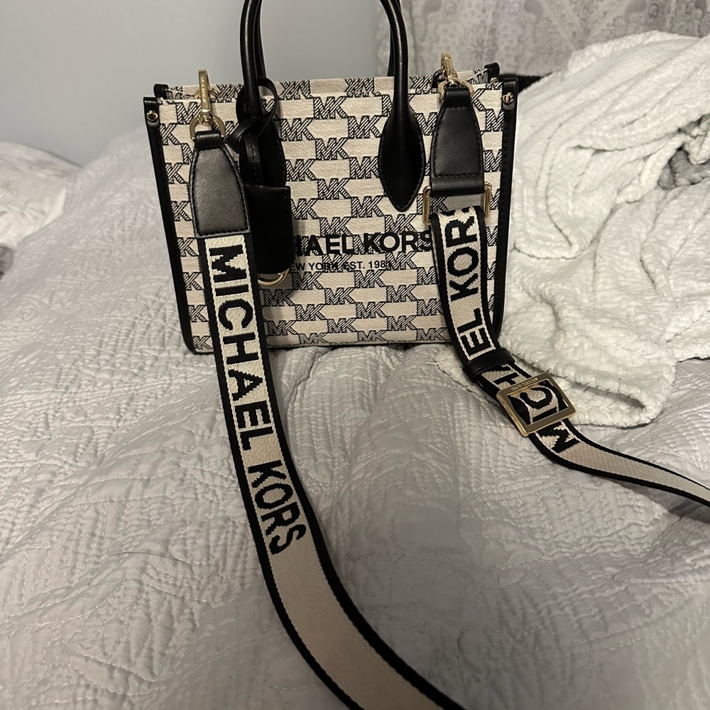 Michael kors Purse Women’s Bag Shoulder Mirella Cross Body NWT